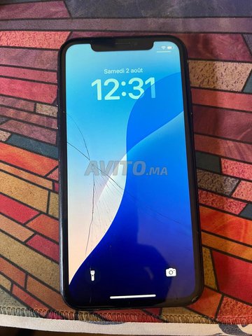 iphone XR 64 GB