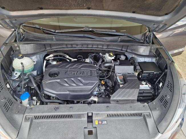 Tucson hyundai avendre tres bon état