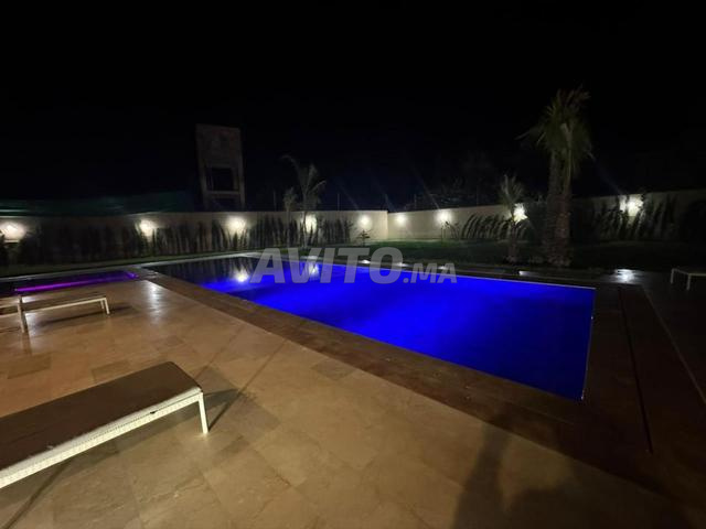 Très belle villa haut standig 5 suites route fes