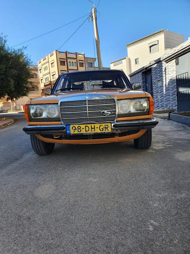 mercedes benz 280 