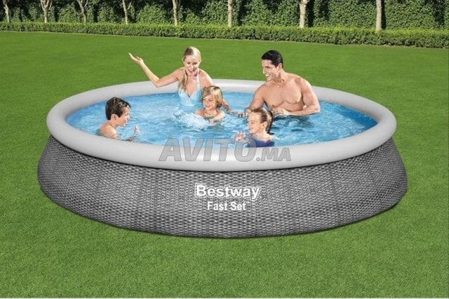 Piscine ronde 396 x 84Cm Avec pompe de filtration