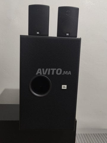 Subwoofer plus 2 satellites JBL