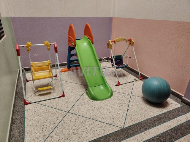 Matériel de maternelle (تجهيزات روض)