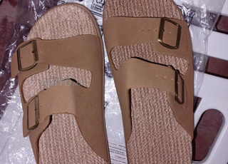 sandale pointure 42/42.5