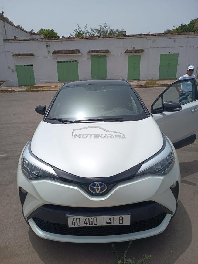 VoitureToyoto hybrid très bon etat
