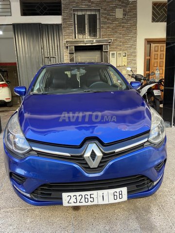 CLIO 4 EN TRES BON ETAT