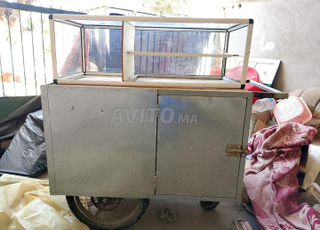 گروسة مدفوعة باليد