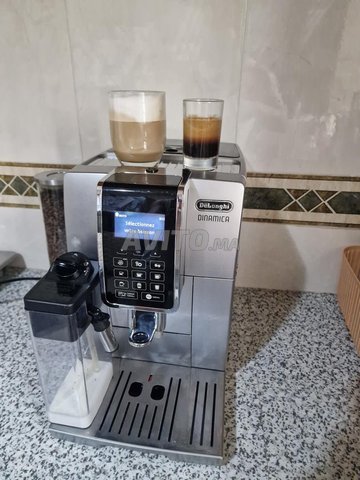 Machine a café Delonghi dinamica lattecrema 