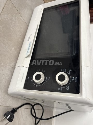 Micro-ondes à vendre tres bon etat 