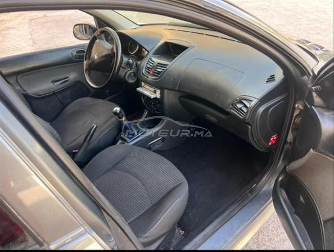 peugeot 206 éssence 2015
