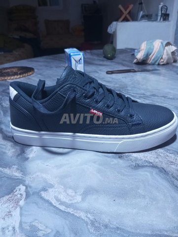 Levi’s noir en cuir synthétique Neuf jamais porté