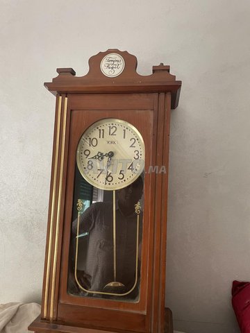 horloge ancienne de 1975