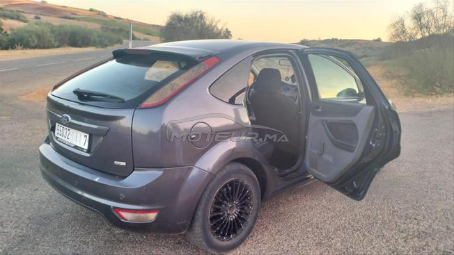 Ford focus ghia 2010