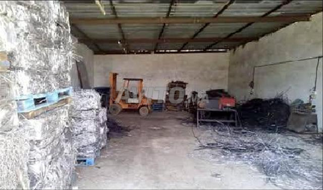 Hangar 2500 m² à louer à Ouled Salah Bouskoura