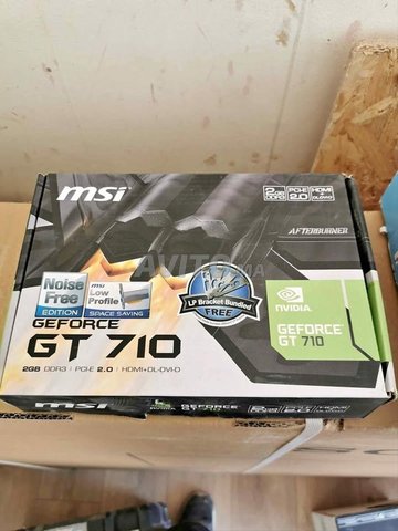 MSi nvidia geforce GT 710 2gb cart graphique