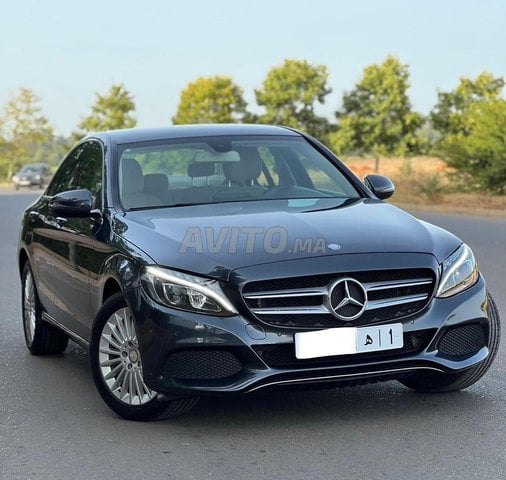 Mercedes-Benz Classe C220d 2016 à Rabat 