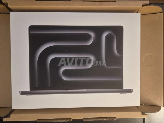 macbook pro m3 pro 14 inch 36 GB RAM 512 ssd 