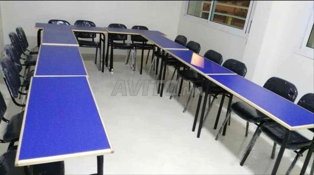طاولة فردية مدرسية مع خزانة معدنية