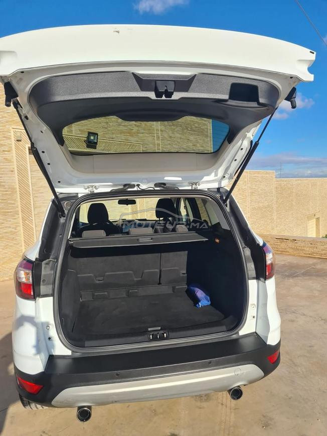 Ford Kuga Diesel Manuelle 2019 tres bonne etat