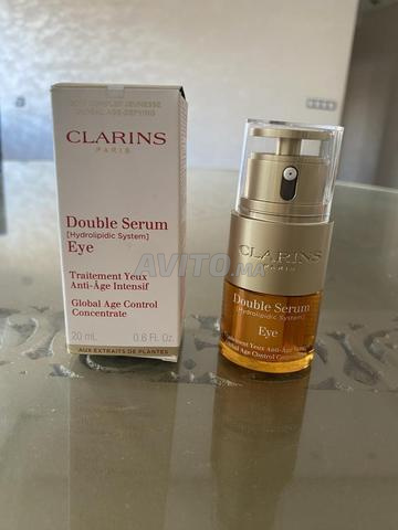 produit cosmétique clarins 