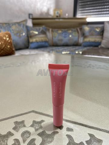 gloss pour les lèvres clarins