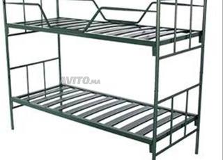 lit métallique blinée trés confortable