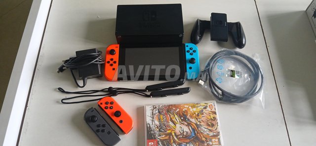 Nintendo switch avec accesoire et dragon ball 