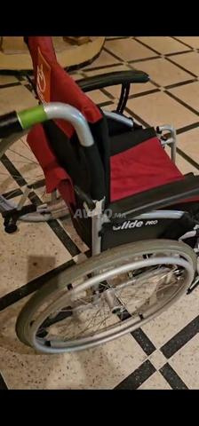 chaise roulante en tres bon état  - 2