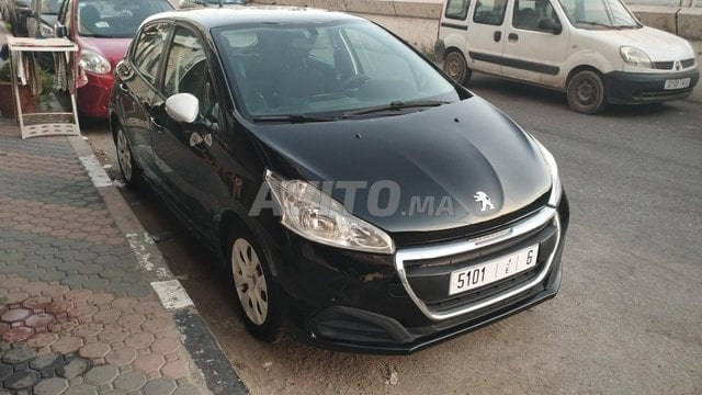 Peugeot 208 essence 70000 km