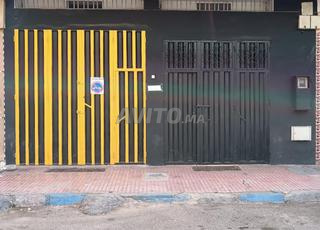 مكتظة للبيع 