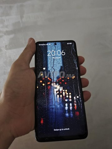 poco x3 pro 256 gb 8 ram comme neuf jamais reparé