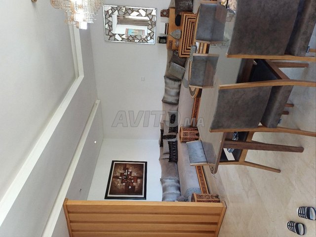 Salle à manger (grande table et 6 chaises)