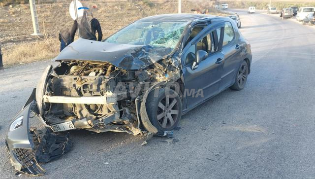 Peugeot 308 Diesel Manuelle 2008 à Taza - 2