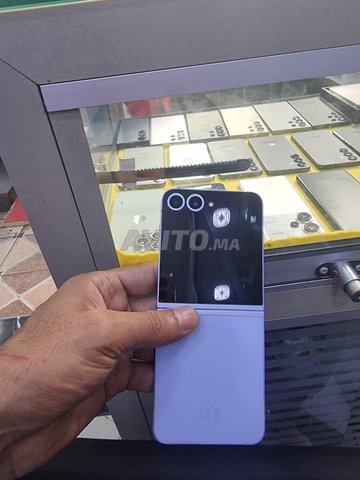 Samsung z flip 6 256GB 12RM 