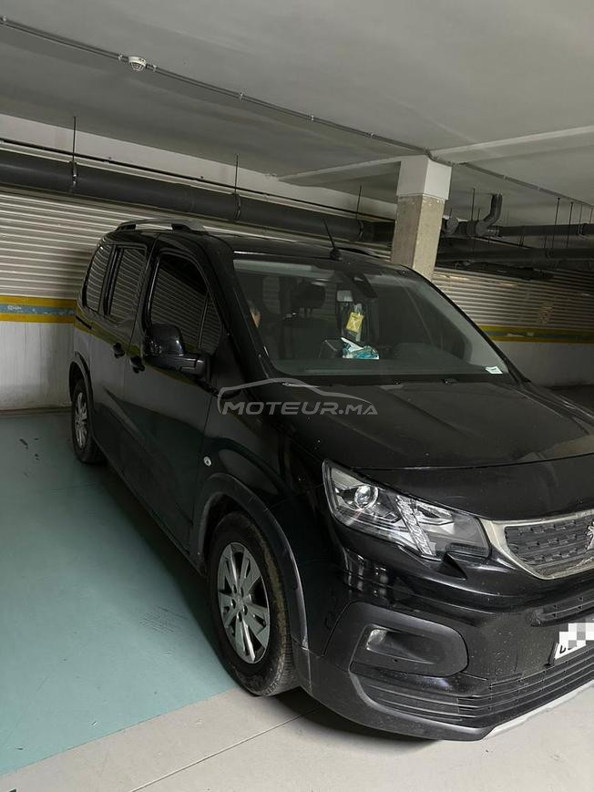 peugeotسيارة نقية لي بغاها مرحبا