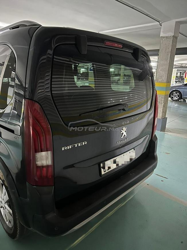 peugeotسيارة نقية لي بغاها مرحبا
