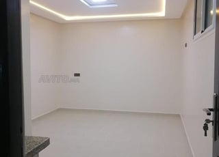 ستوديو للكراء بمدينة تيزنيت خاص بالبنات