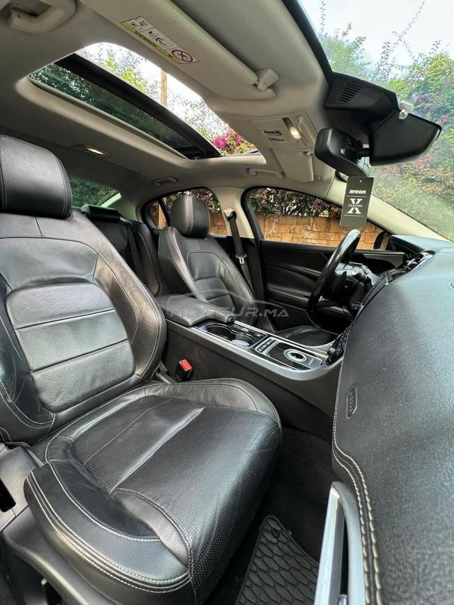Jaguar XE Sport 