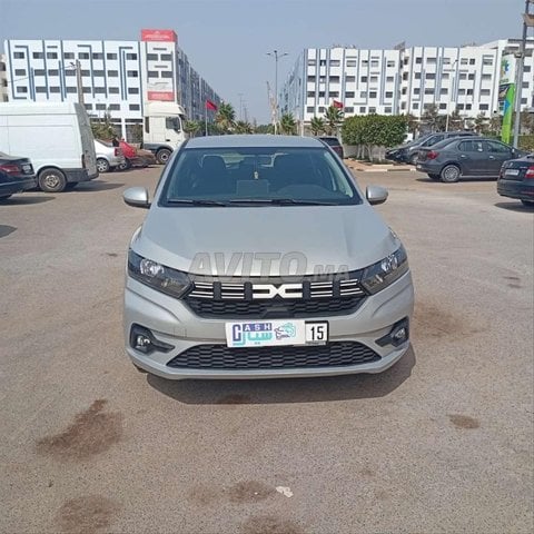 Dacia Sandero Essence Manuelle 2023 à Temara