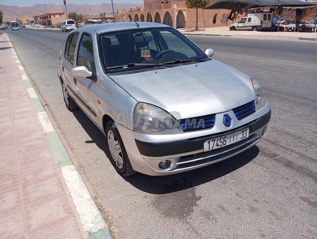 RENAULT CLIO CLASSIC ESSENCE 