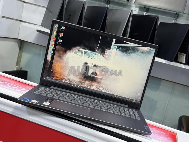 LENOVO IDEPAD 3 15 i5 11 éme/16GB/512 NVME