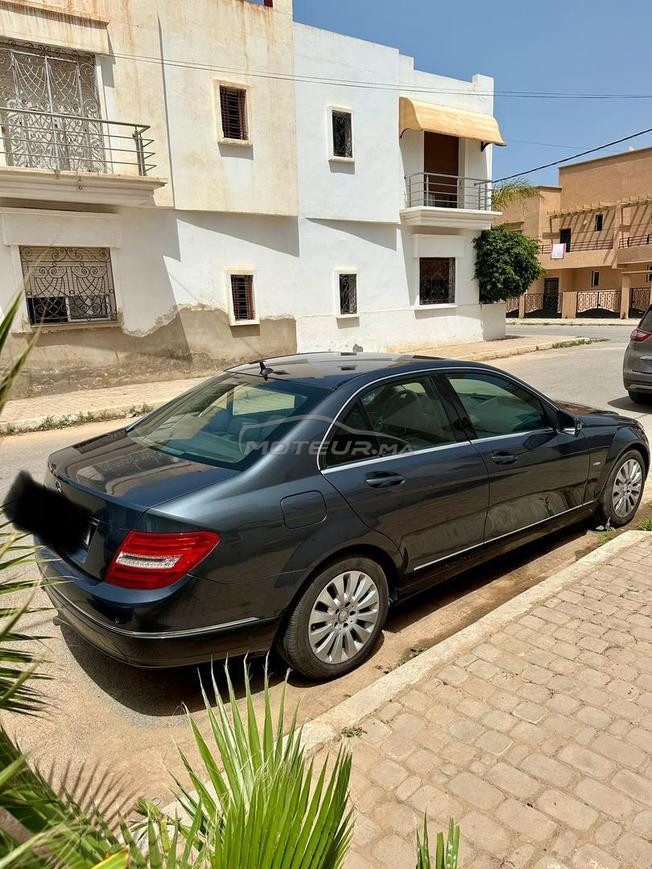 Mercedes-Benz 200 Diesel Manuelle 2009 à Berkane
