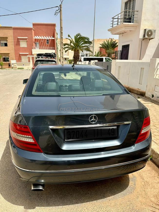 Mercedes-Benz 200 Diesel Manuelle 2009 à Berkane