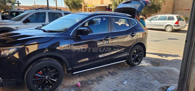 nissan Qashqai 2017/8 premier main tout options 