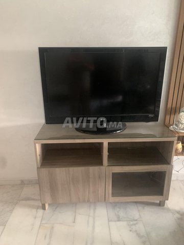 Télé et meuble tele