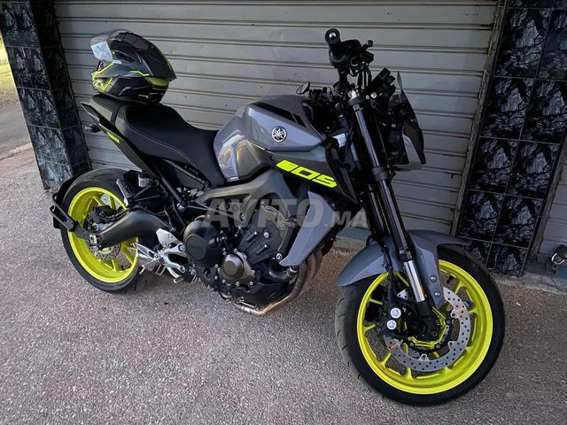 Yamaha MT09 Phase 2 modèle 2018 Stage 2 ABS - 2