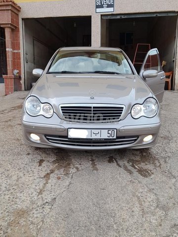 C220. M 2005.Diw 2014 ta9a3od