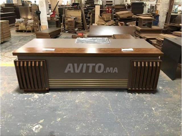 Fabrication Mobilier Bureau Multipostes  À 