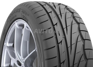 02 pneu occasion TOYO tires Proxes Tr1