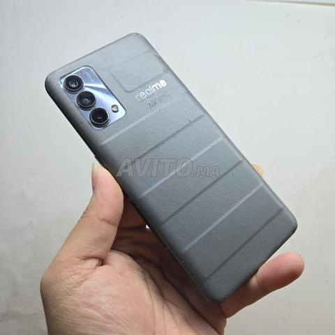 Realme GT Master Edition 5G 128gb 6 ram - 2